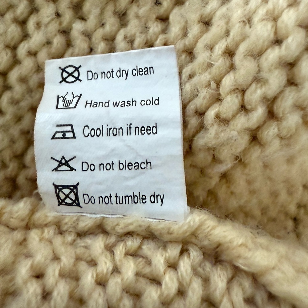 Cozy Cream Cable Knit Sweater - Picture 3 of 6